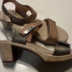 NAOT INTACT 2 TONE SANDALS